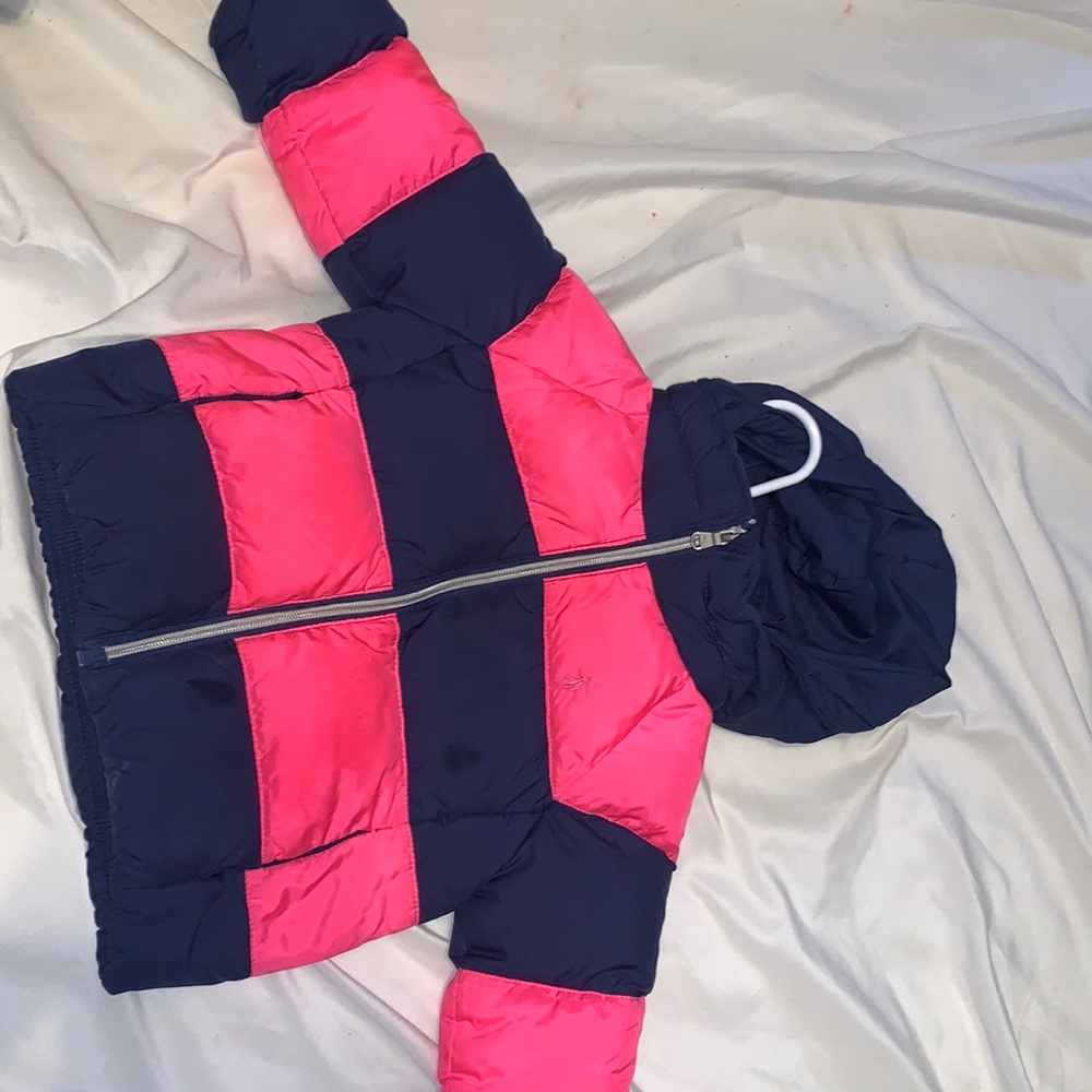 Winter coat 18m, doesn’t fit my daughter anymore!